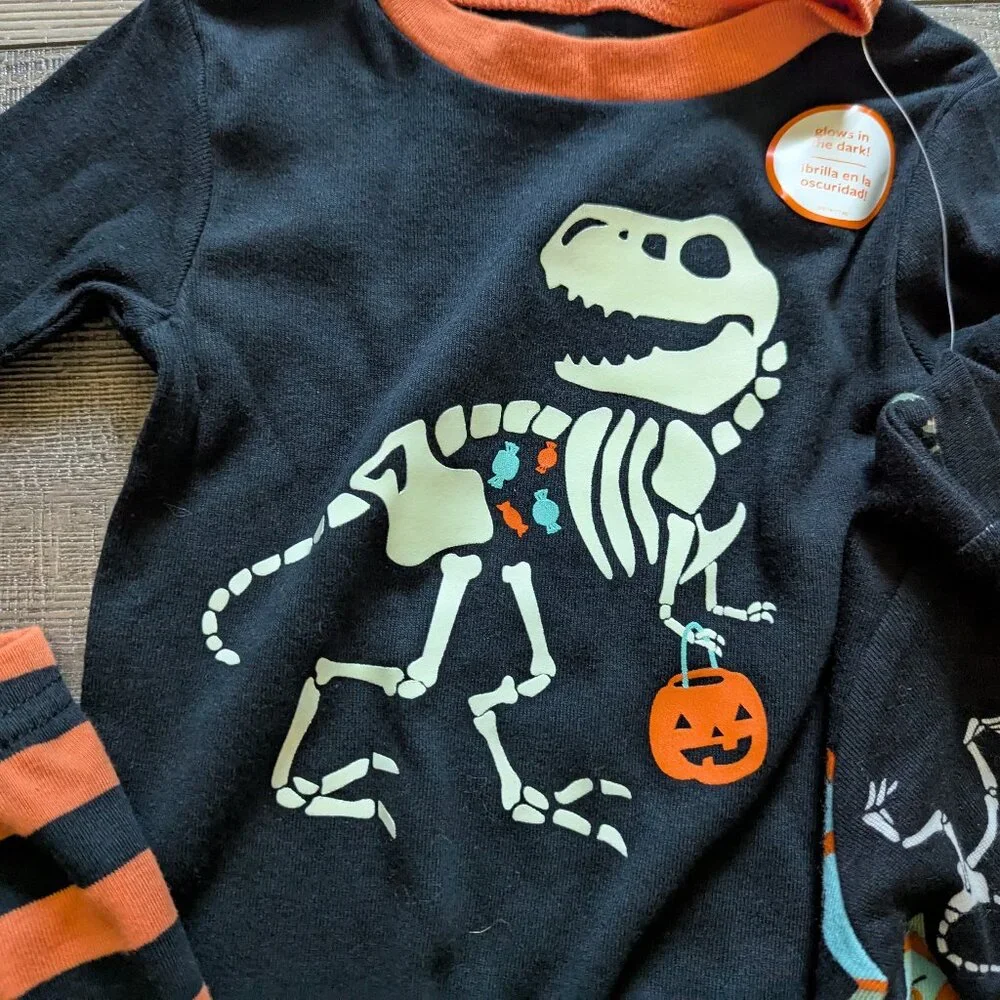 NWT Carter's Toddler Halloween Black Orange Glow Pajamas Shirt 4-piece Set 18m